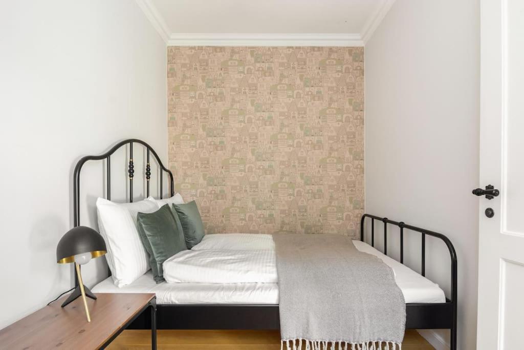 Cozy Apartment In Christianshavn W Two Balconies. København Ngoại thất bức ảnh
